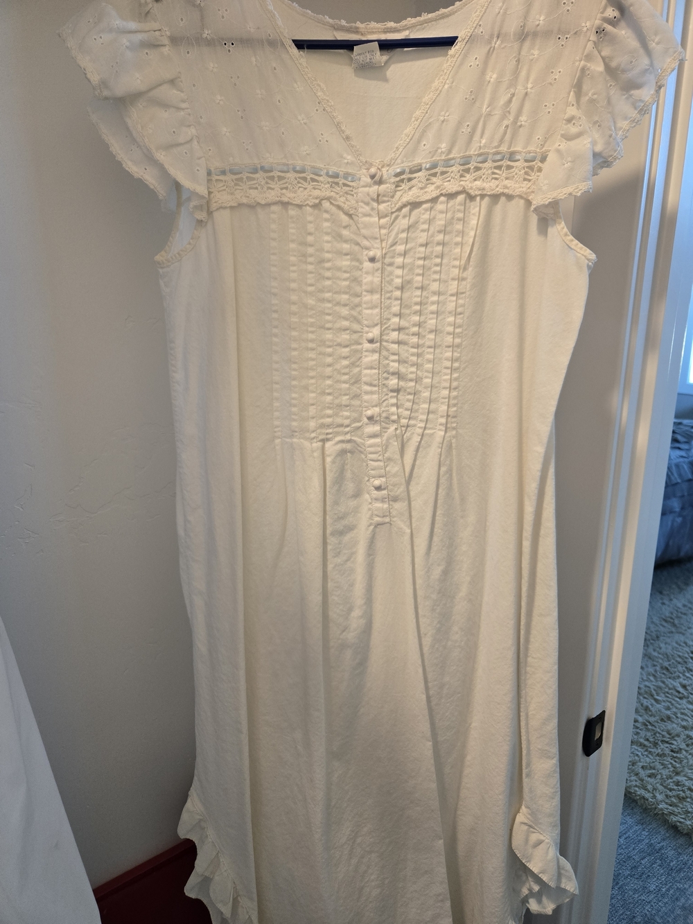 Women's Cream Cotton Nightgown with Lace Trim